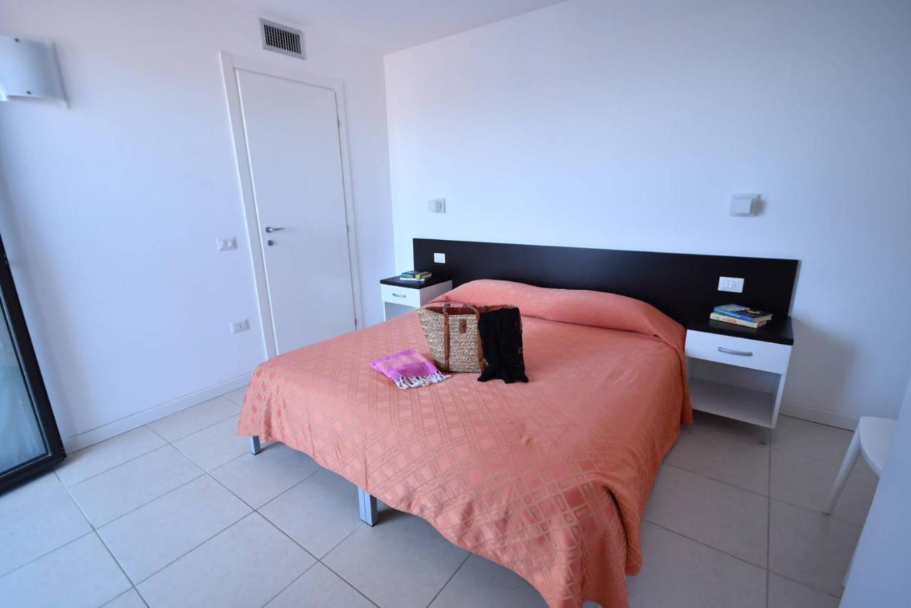 Aparthotel Alessandria Lignano Sabbiadoro Exterior photo