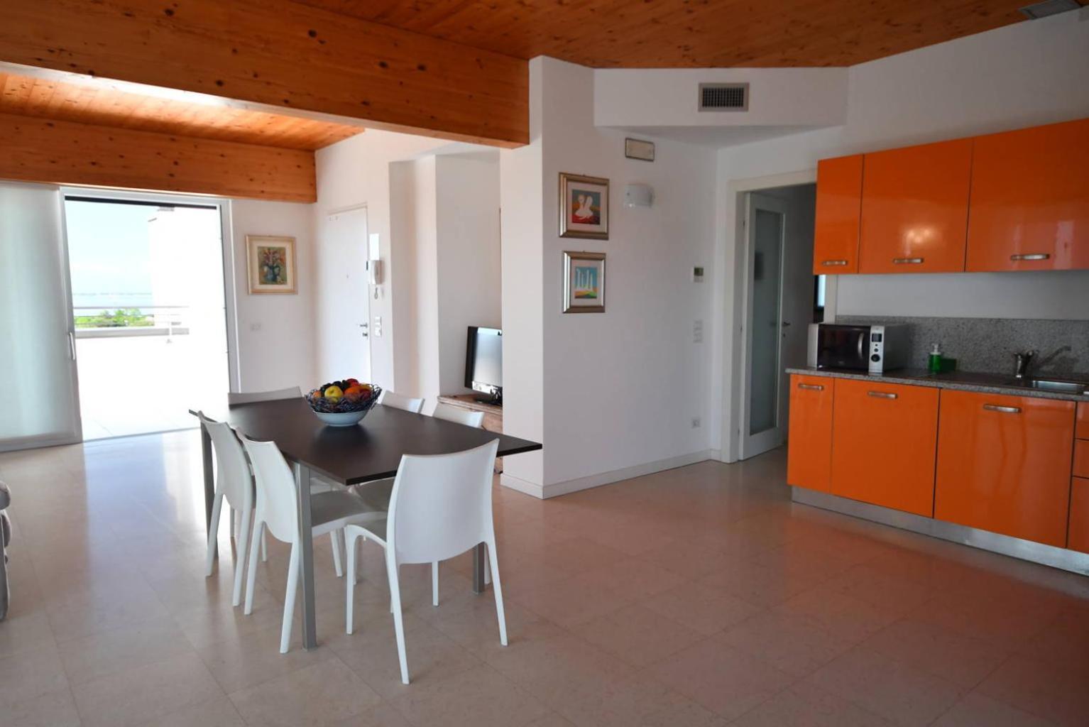 Aparthotel Alessandria Lignano Sabbiadoro Exterior photo